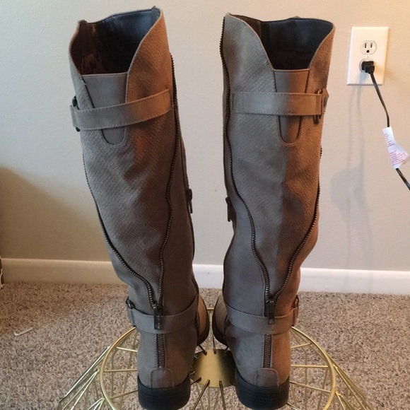 White mountain riding boots - Picture 2 of 7